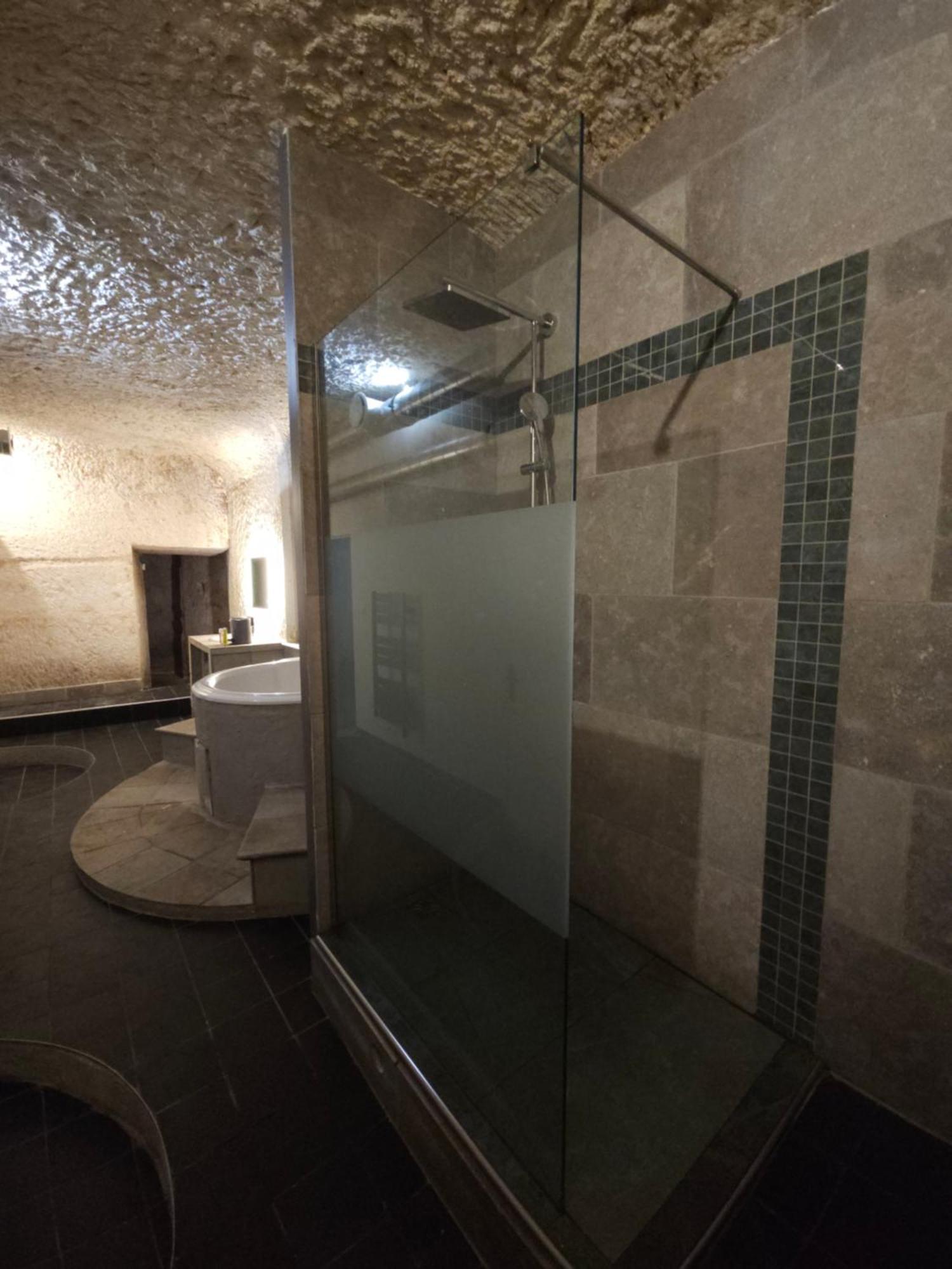 Апартаменти Troglodyte Baths Saint-Etienne-de-Chigny Екстер'єр фото